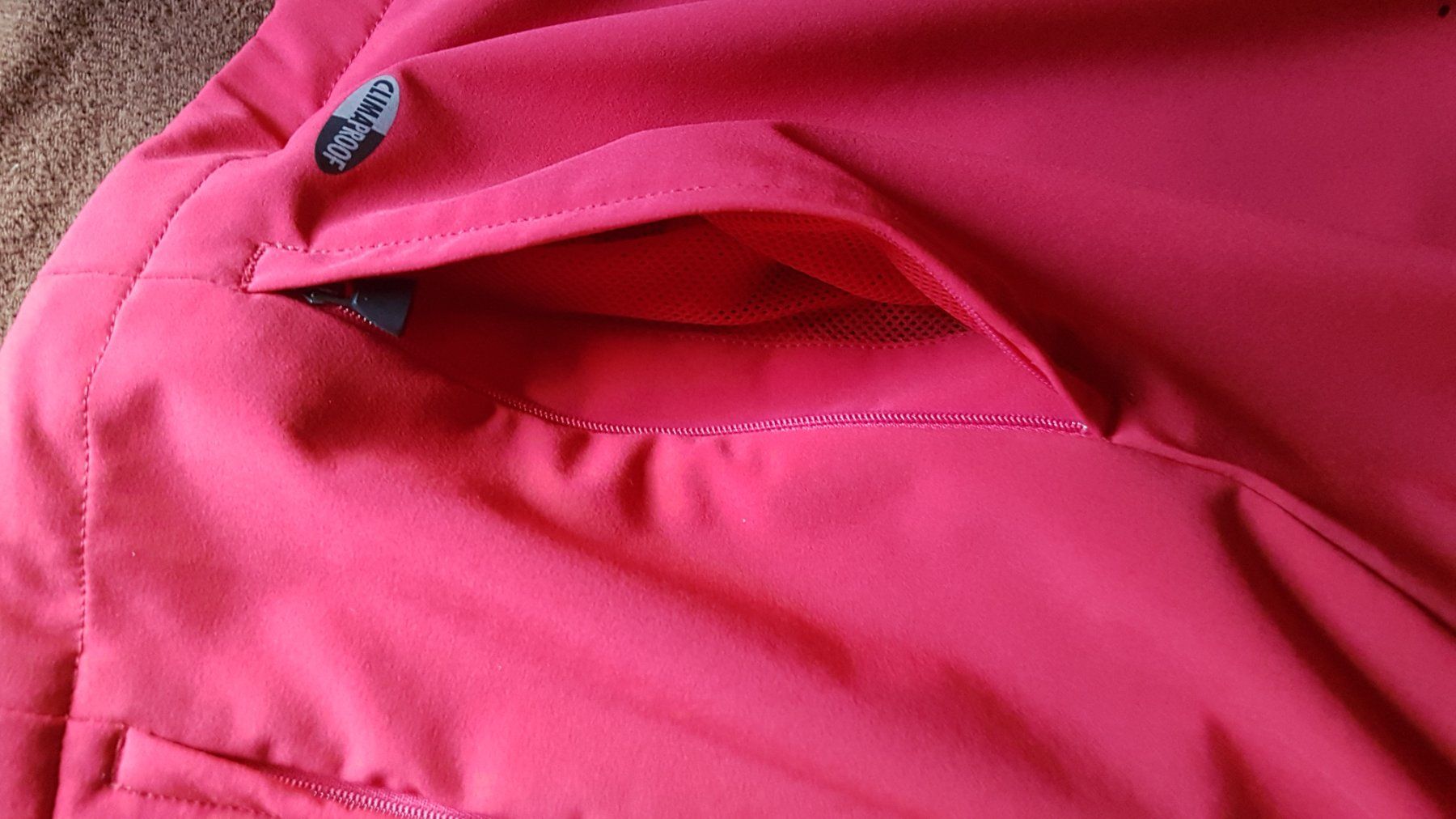 Adidas Giacche: Veste rouge taille 50 marque Adidas – Usato da Villiers venduto da san_jn5w 7