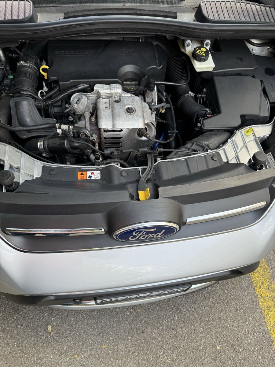 Ford Autos: Ford C-MAX 1.0 SCTi – D'occasion à Unterentfelden par yoo_kd6y 9