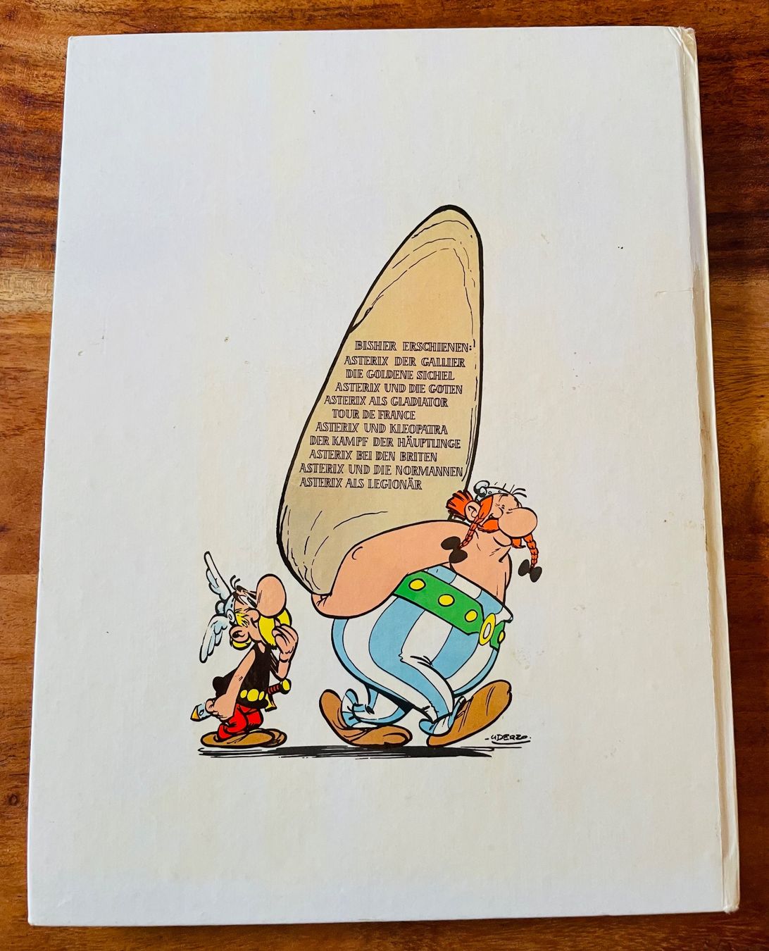Comics: Asterix-Band IV - Der Kampf der Häuptlinge - 1971 – Gebraucht aus Lyss von Katai 9