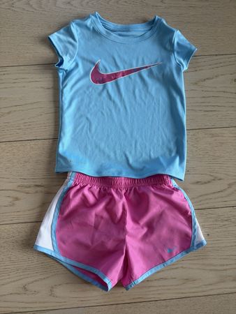 Nike Dri-Fit T-Shirt and Shorts Set Size 5 yrs