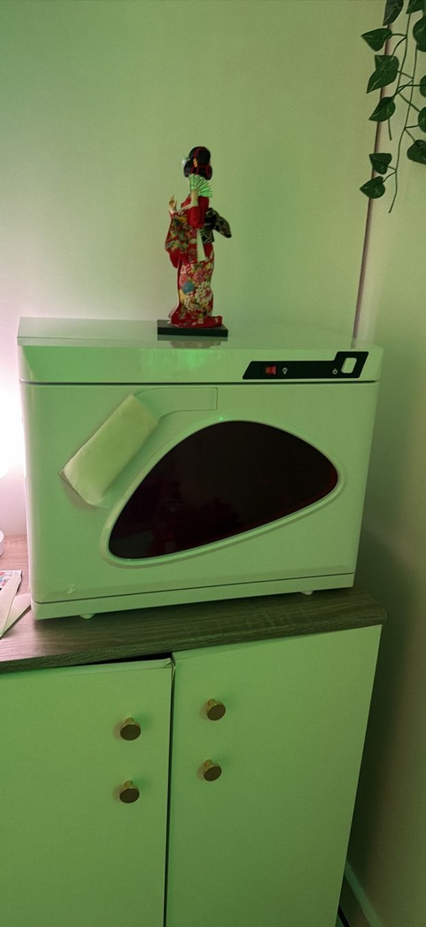 Tovaglioli: Appareil chauffe serviette UV – Usato da Le Lignon venduto da fay_zr5h 2