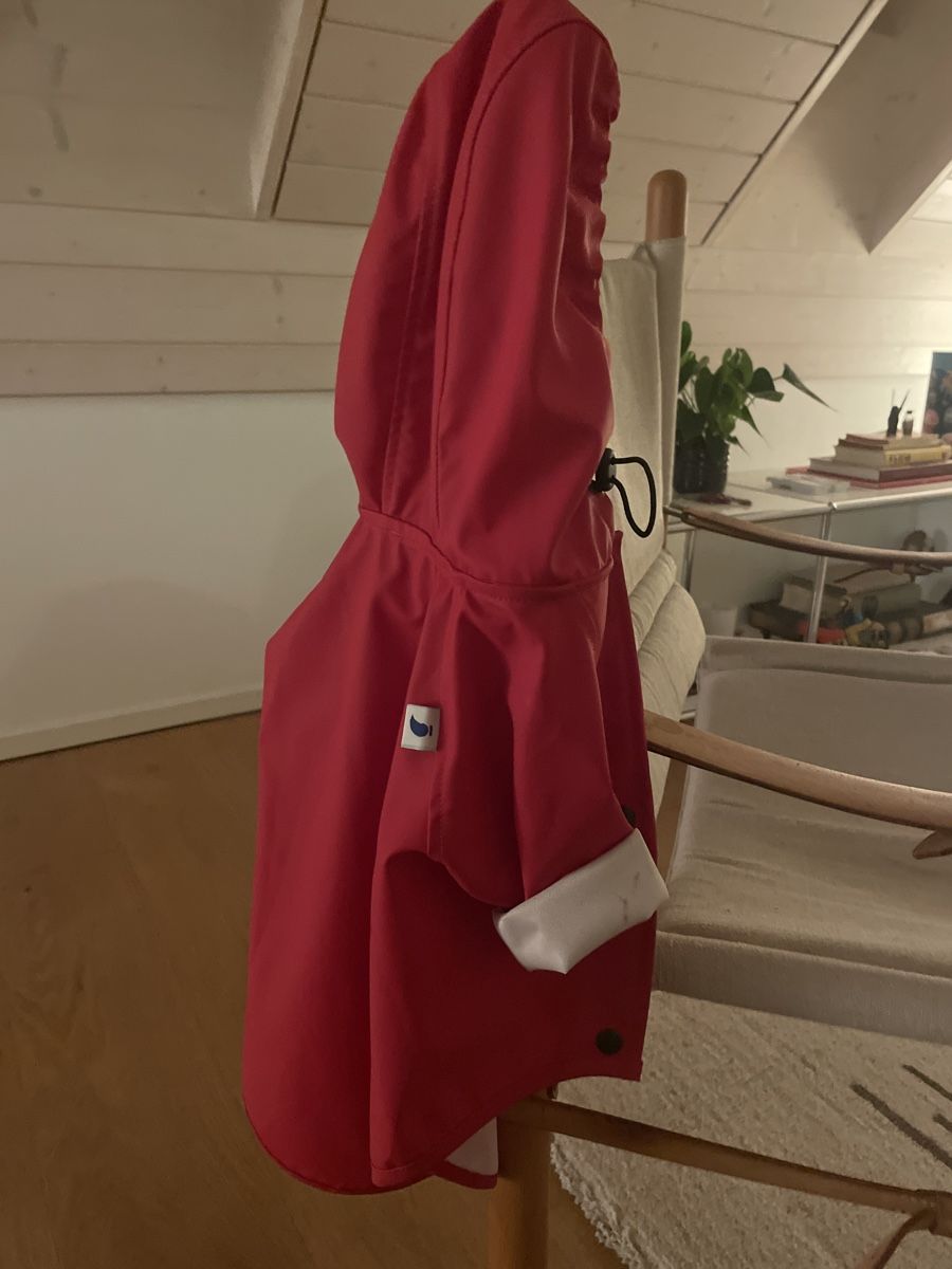 Vêtements: Hunderegenmantel – Neuf (Voir description) à Oberhasli par ani_97f7