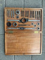 Gewindebohrer & Schneideisen Set - Holzkasten