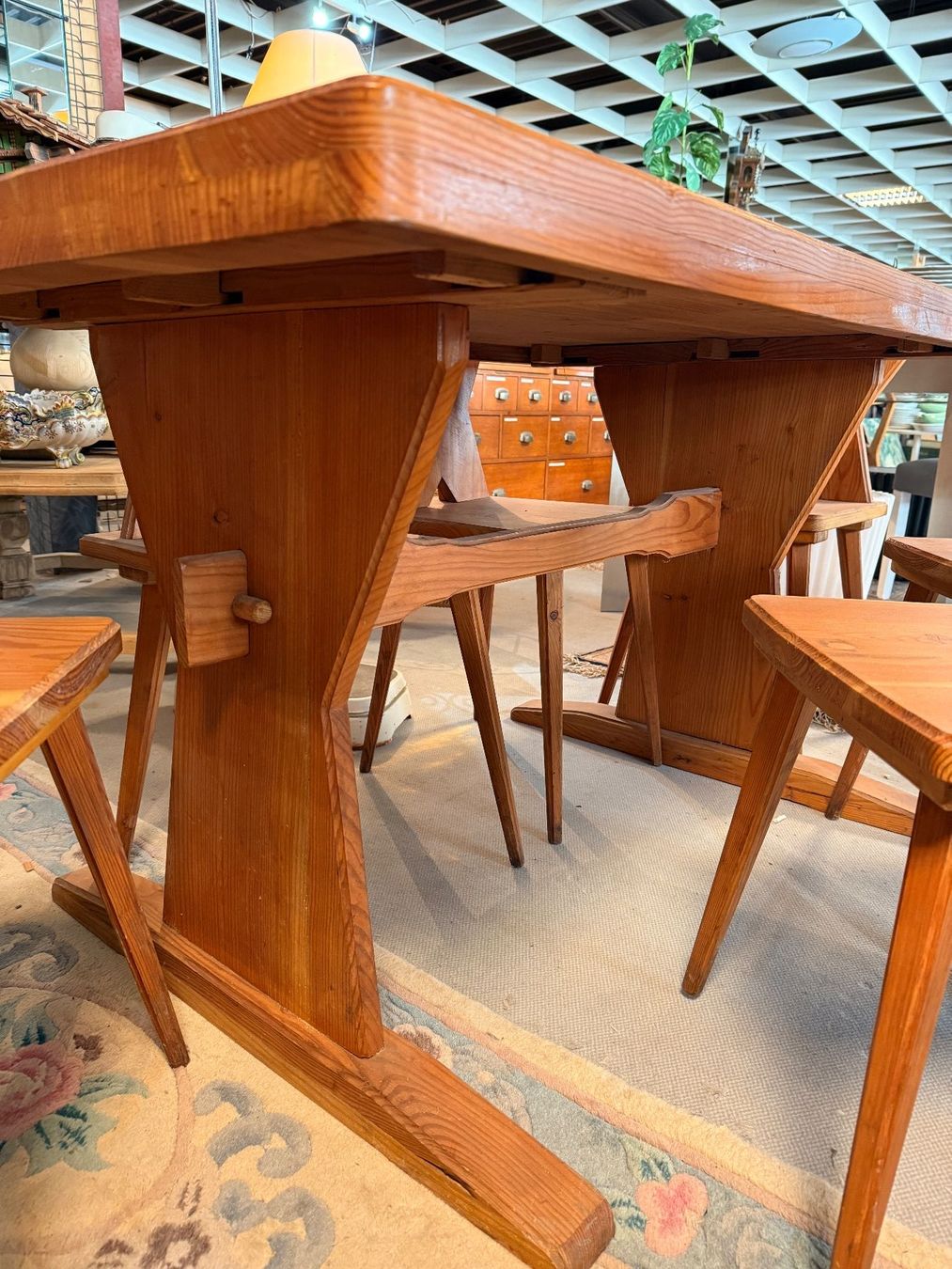 Set di tavolo e panche: Ensemble table et chaises en mélèze. Superbe état – Usato da St-Maurice venduto da crab-dvdbn 3