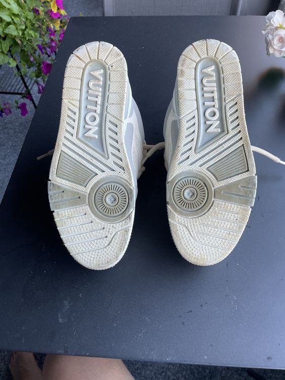 Louis Vuitton Chaussures hommes: Louis Vuitton Sneaker Gr. 44 - Top Zustand – D'occasion à Luzern par lakum27 5