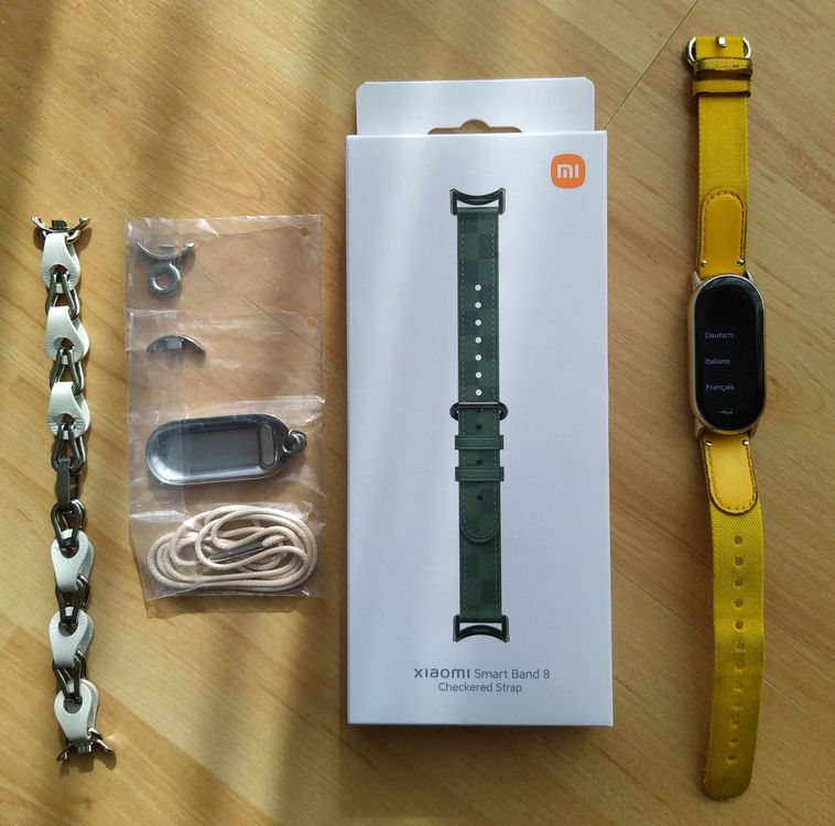 Xiaomi Smartwatch: Xiaomi Smart Band 8 + Armbänder, neuwertig – Usato da Rüti ZH venduto da Sarah0406