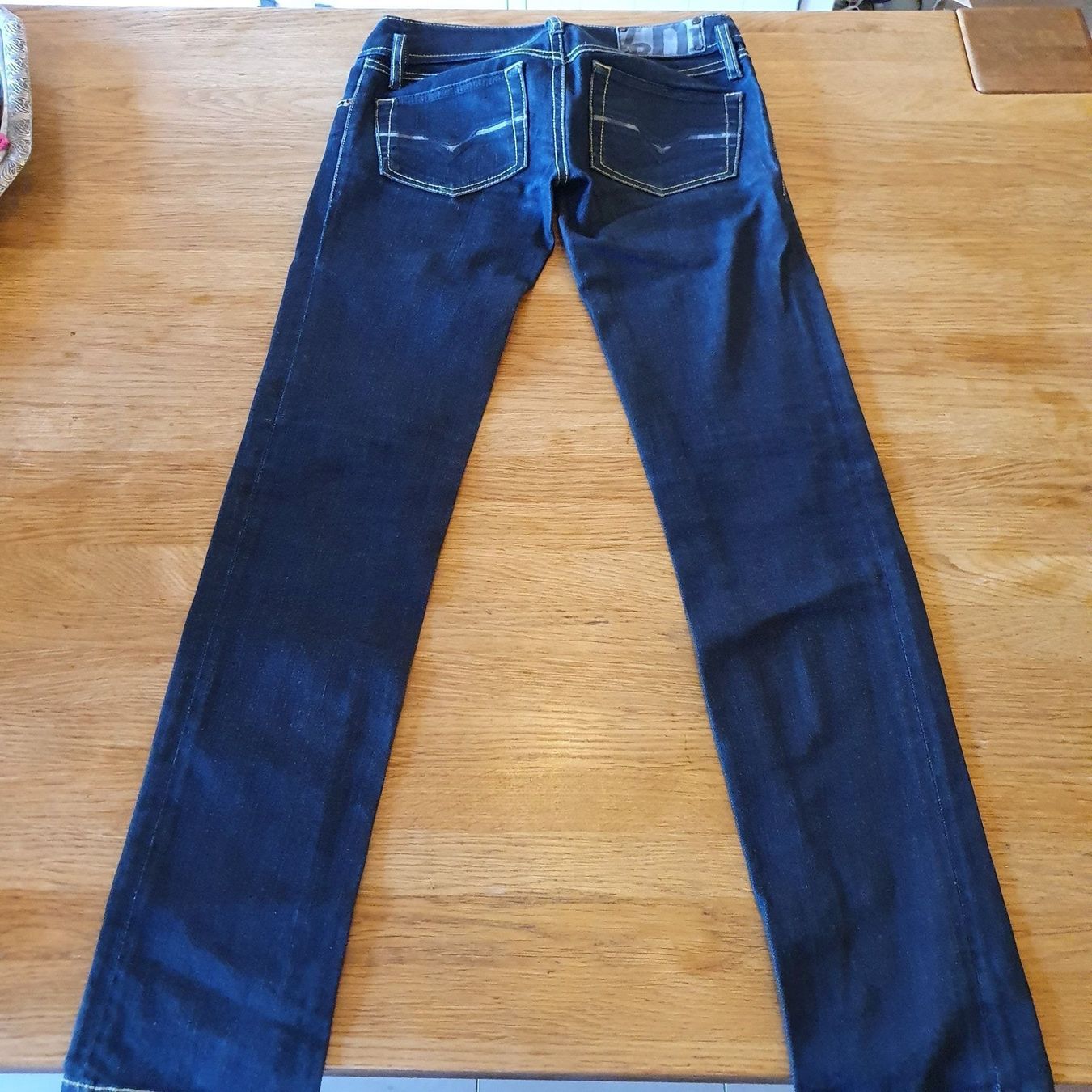 Diesel Pantaloni: Jeans Diesel 24x32 – Nuovo (secondo la descrizione) da Etoy venduto da az2011 3