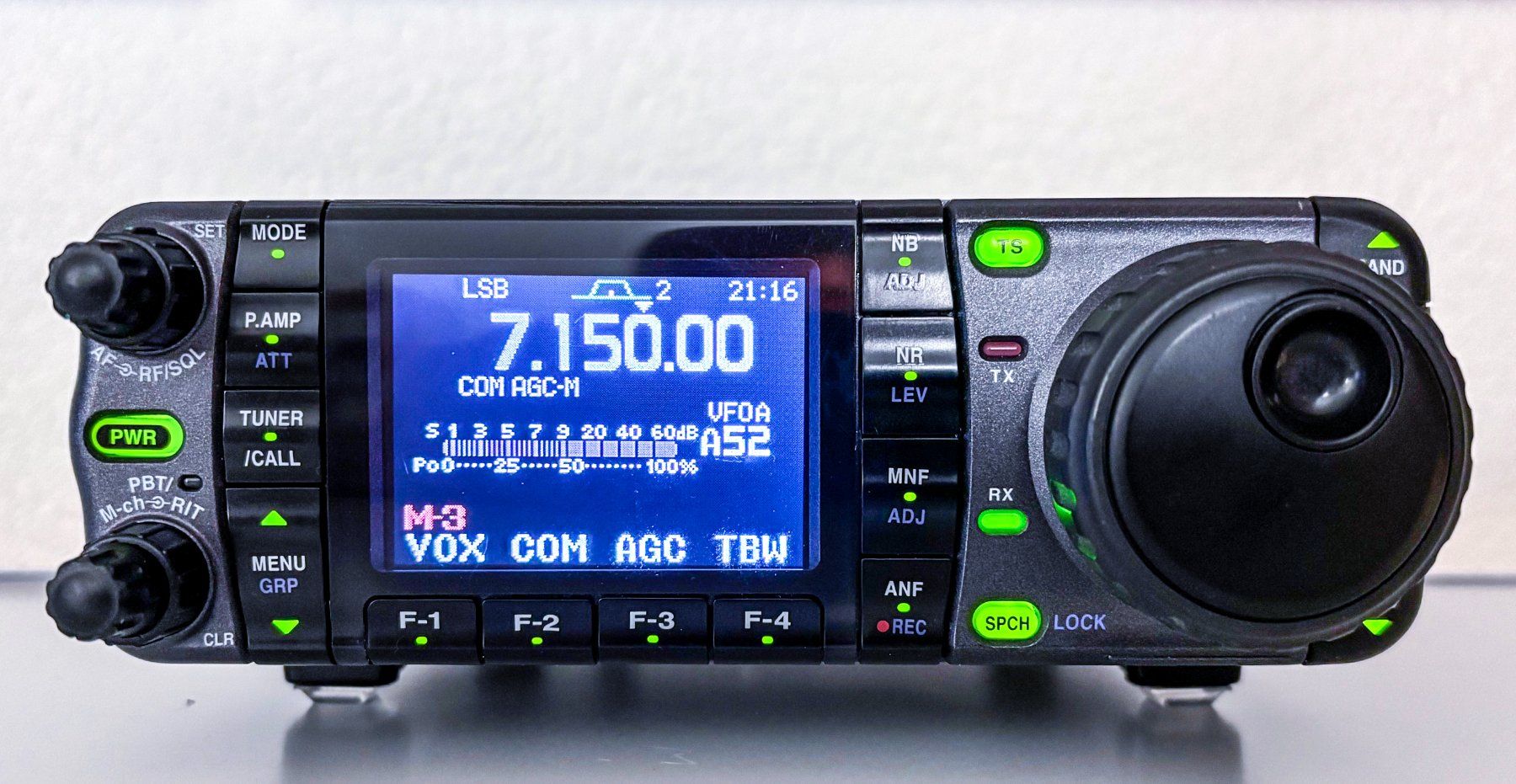 Icom Radiocomunicazione: ICOM IC-7000 – Usato da Zürich venduto da J2O