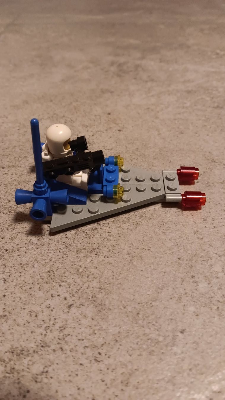 Lego Spielzeuge: LEGO SPACE 1983 - Space patrol - 6803 – Gebraucht aus COLLOMBEY von Lego80s 1
