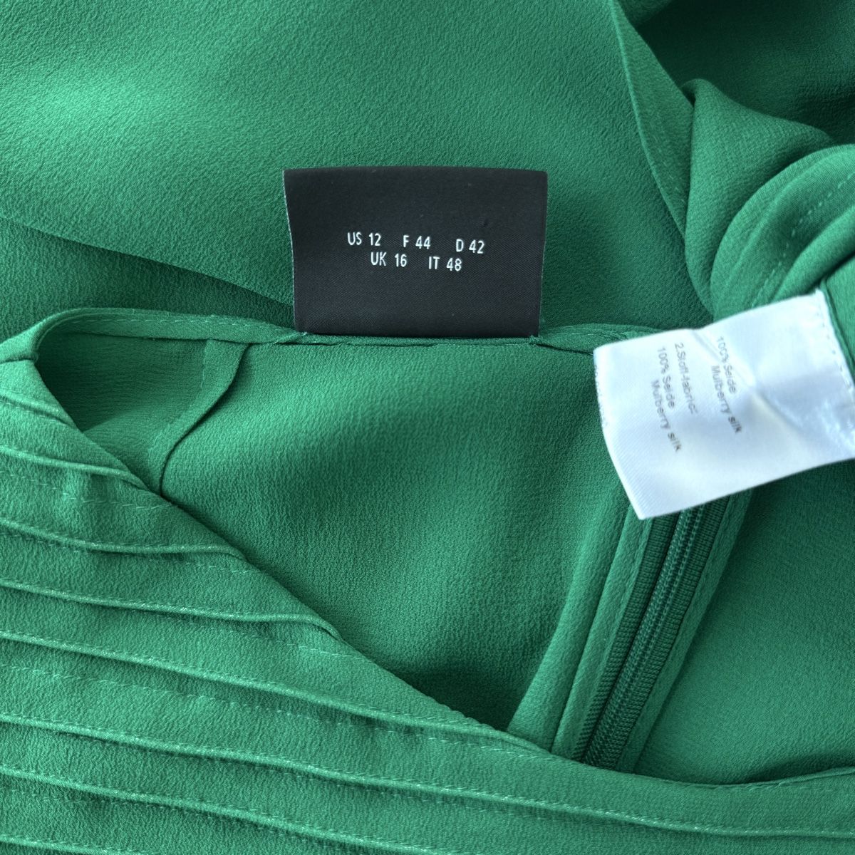 Akris Vestiti: AKRIS Green Silk Dress – Nuovo (secondo la descrizione) da Emmen venduto da Nightingale_2022 6