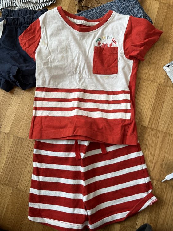 Lotti & Set di vestiti: Kleiderpaket Junge Sommer 86 – Usato da Uster venduto da Dansposito 2