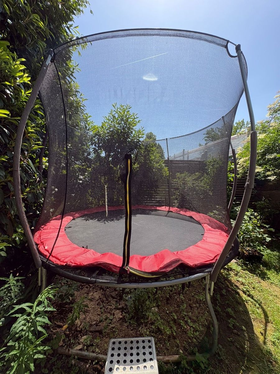 Hudora Trampolini: Trampolin Hudora 300 cm top Zustand – Usato da Riehen venduto da BS4000