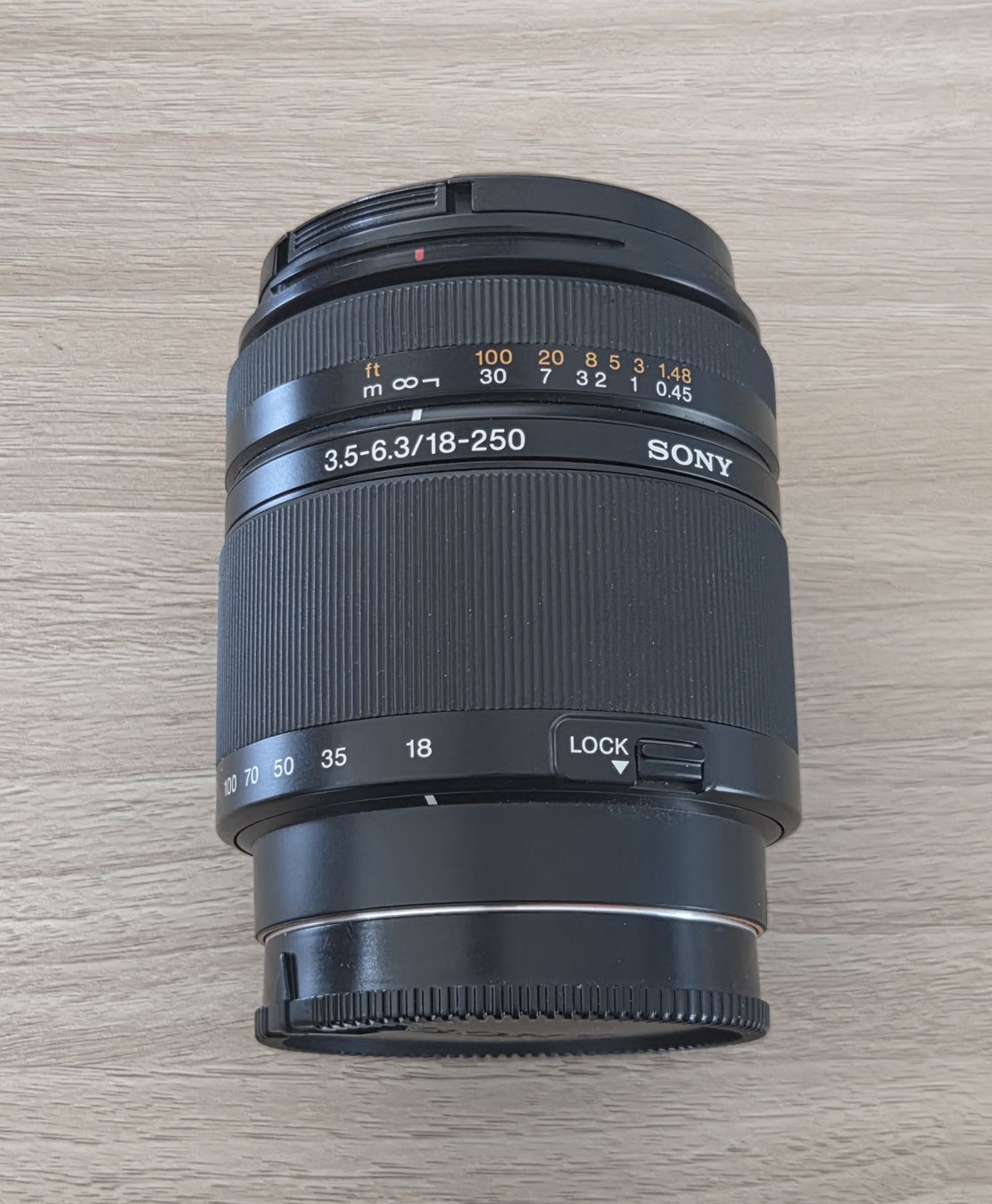 Sony Objectifs: Sony A-Mount Zoomobjektiv 18mm - 250mm – D'occasion à Aarburg par mc.cellery 1