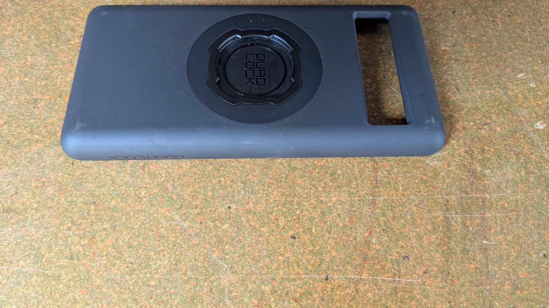 Quad Lock Cover & Protezioni schermo: Quad Lock MAG Case, für Handy Pixel 7a – Usato da Lotzwil venduto da Kape 3