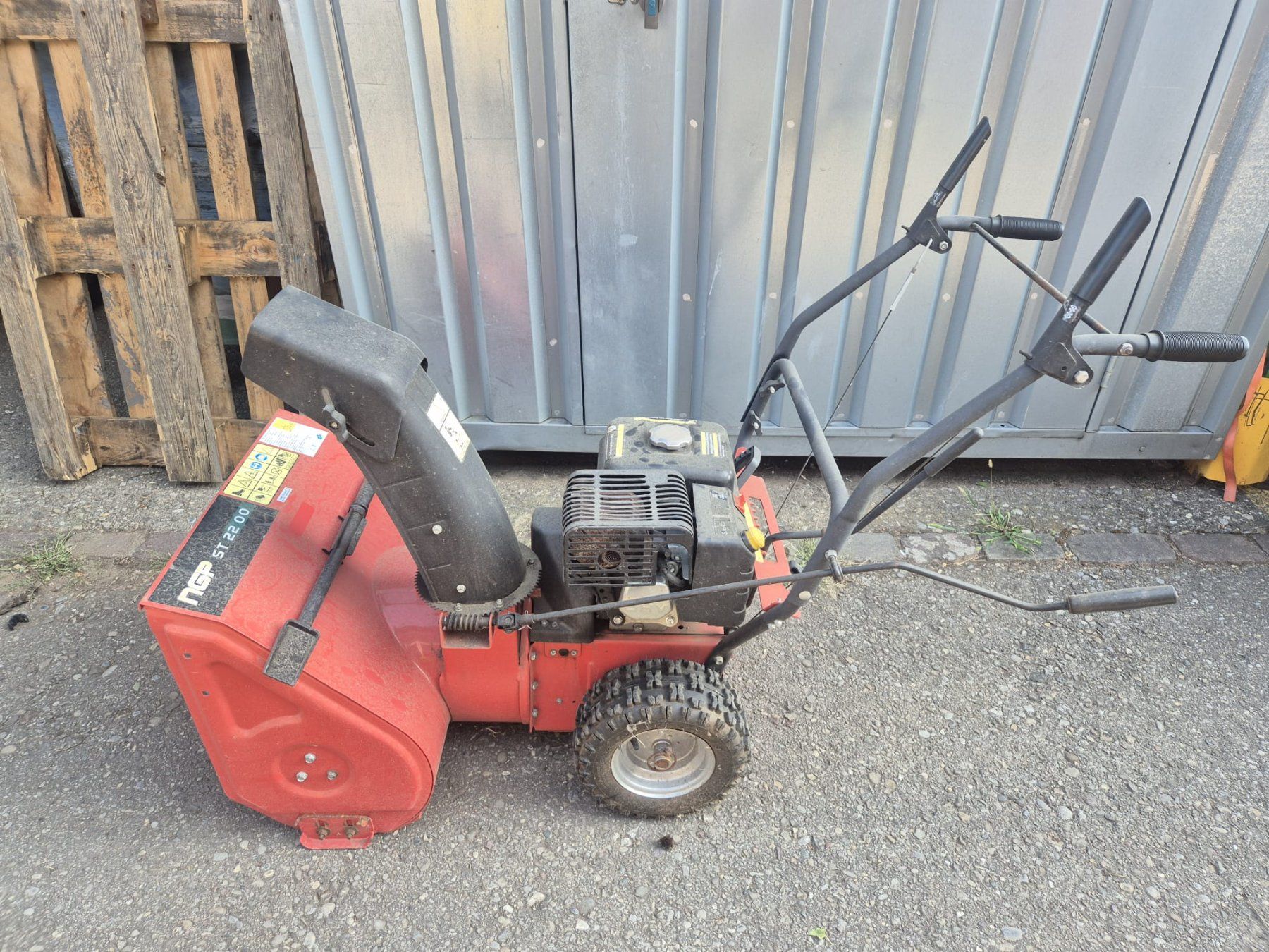 Toutes les machines: NGP Schneefräse ST2200 – D'occasion à Niederglatt ZH par Hinti50
