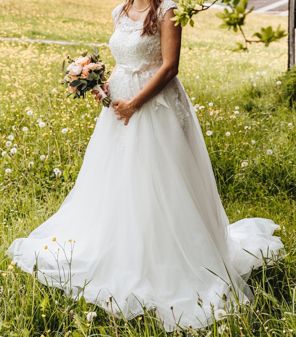 Kleider: Brautkleid Gr. 38/ 40 – Gebraucht aus Wil SG von neonblau 2