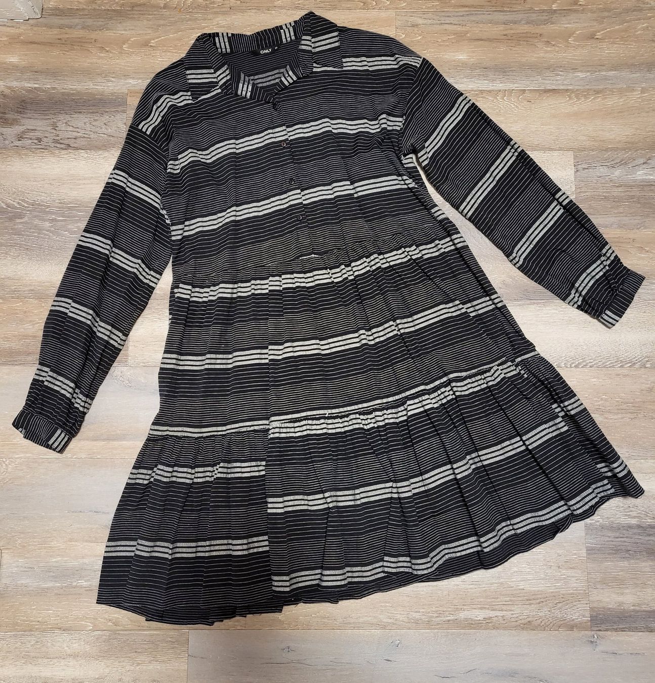 Only Vestiti: neues Kleid von Only Gr. 36 – Nuovo (secondo la descrizione) da Zwingen venduto da crazy84