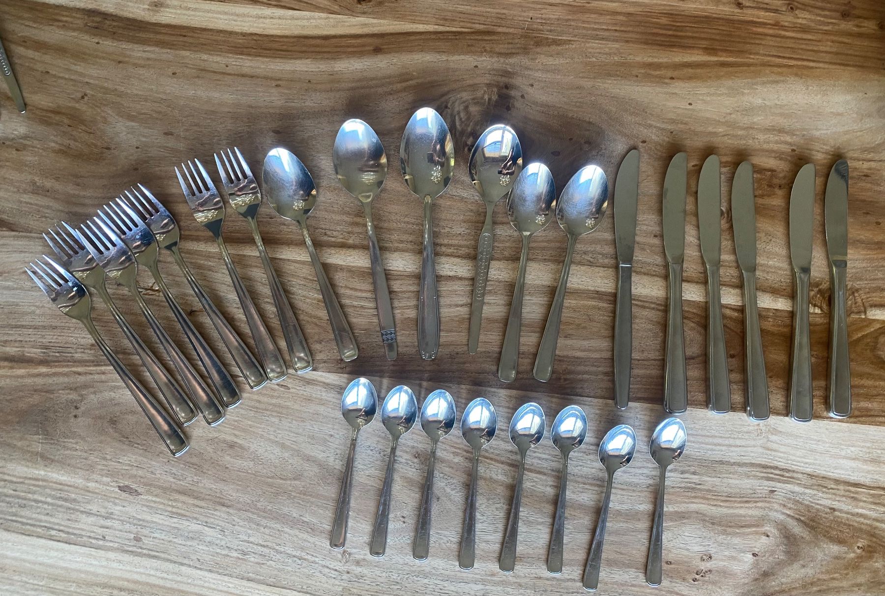 Set di posate: Besteck Set, 27 teilig, Diverse – Usato da Thörishaus venduto da luc_nsv9