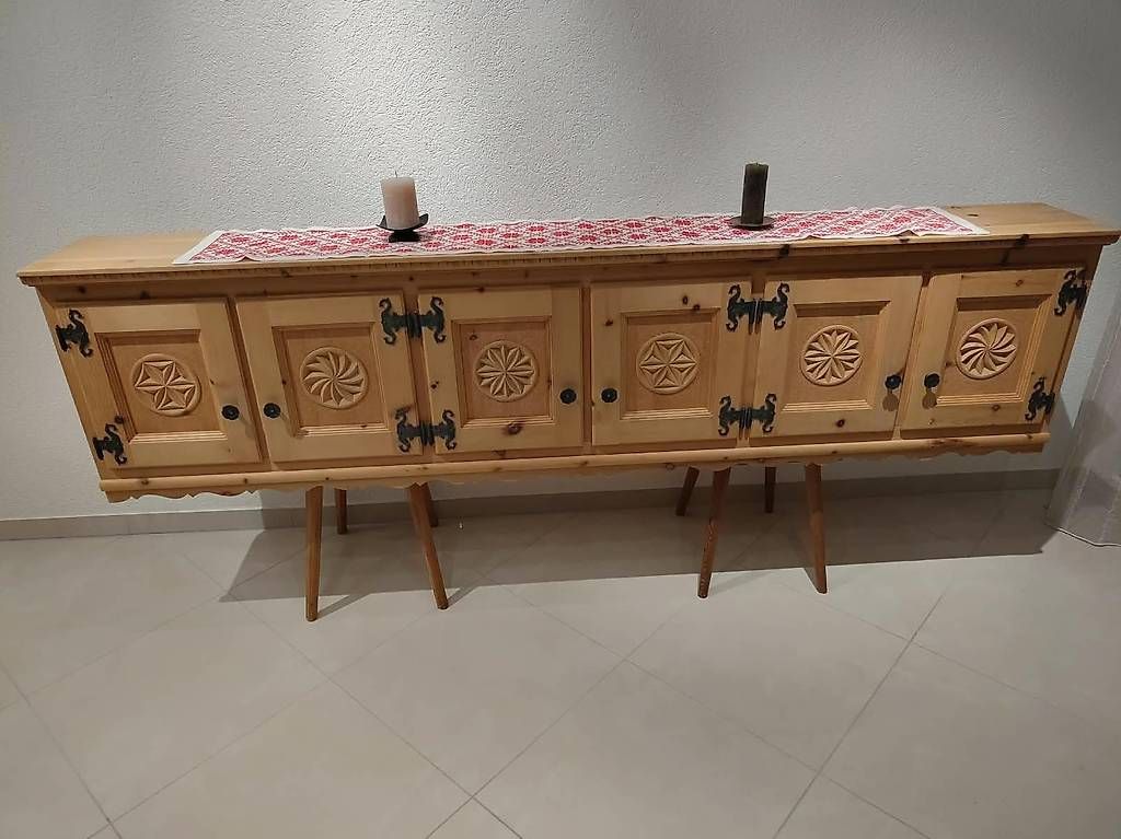 Cassettiere: Arven Hängemöbel / Kommode - Unikat – Nuovo (secondo la descrizione) da Widen venduto da wash-board