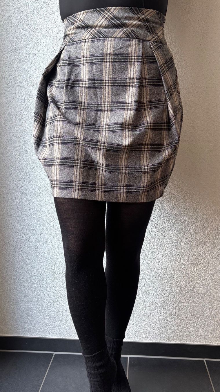 Gonne: Cocoon skirt Oasis 36 – Usato da Zürich venduto da jas_5mwh 1