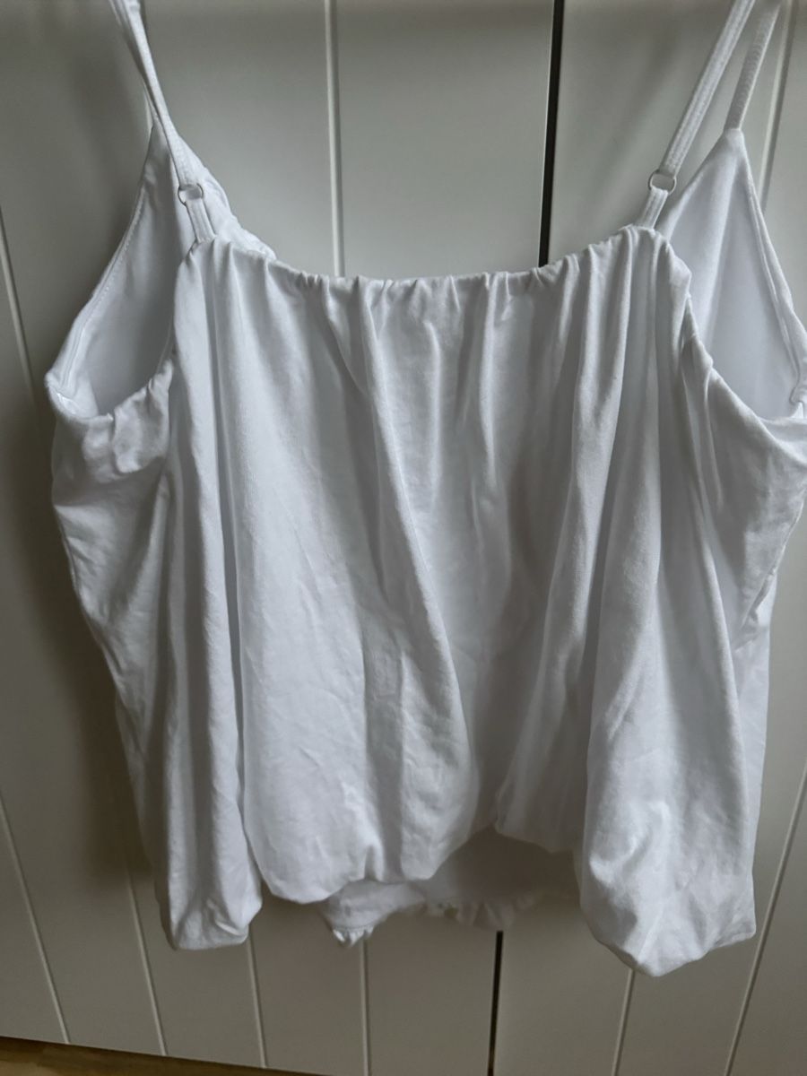 Top: Trägertop Uniqlo neu – Nuovo e nell'imballaggio originale da Basel venduto da Glamourpourtoi 2