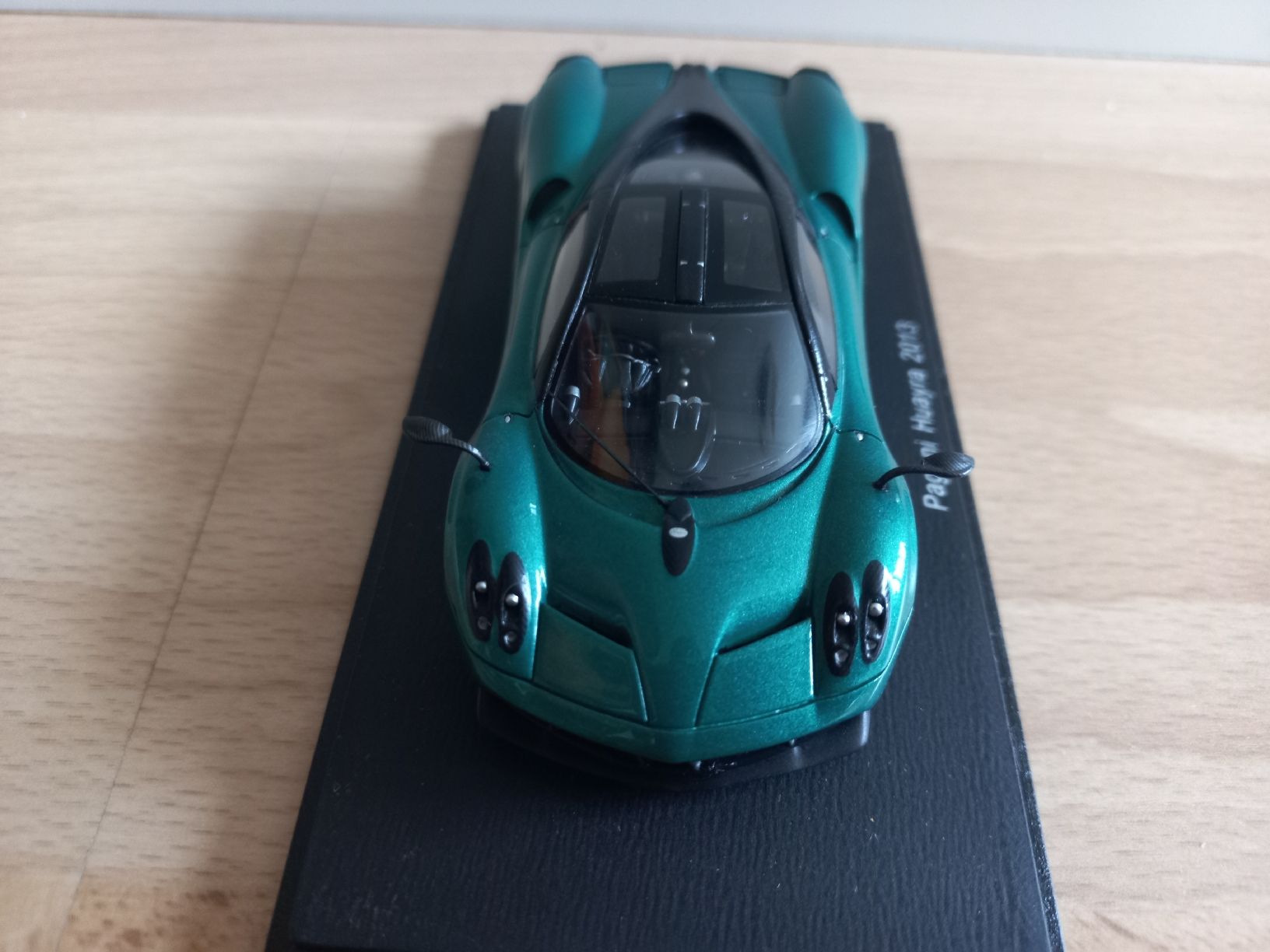 Spark Modellini d'auto: Pagani Huayra 1/43 Spark – Usato da Attalens venduto da remy_s00 2