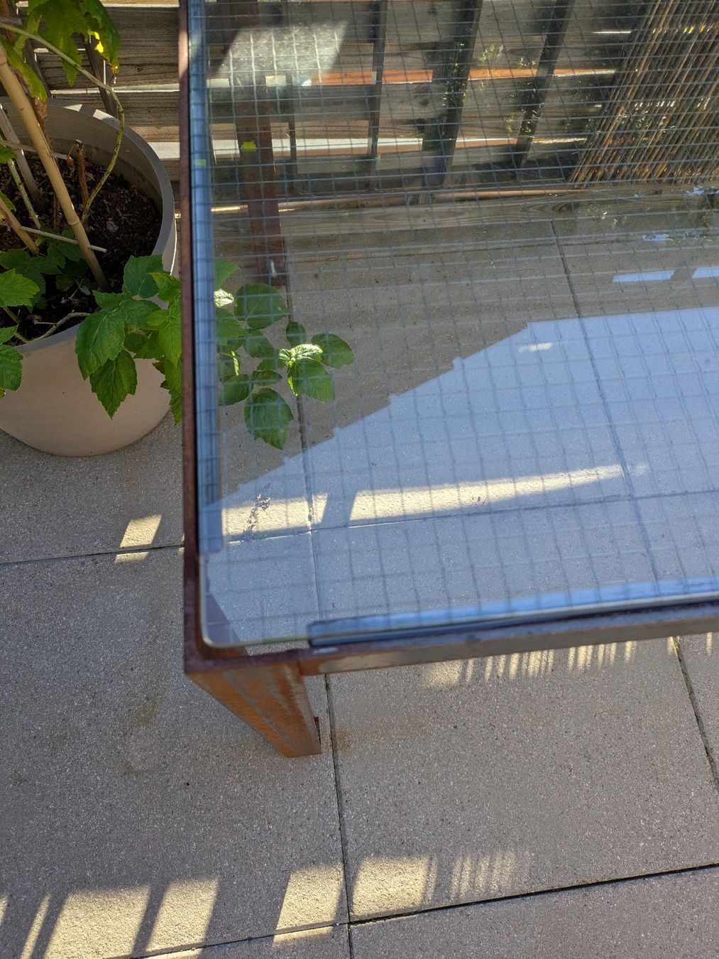 Tavoli: Glastisch Outdoor Rustikal Design geschweisst – Usato da Thun venduto da Kenneth729 1