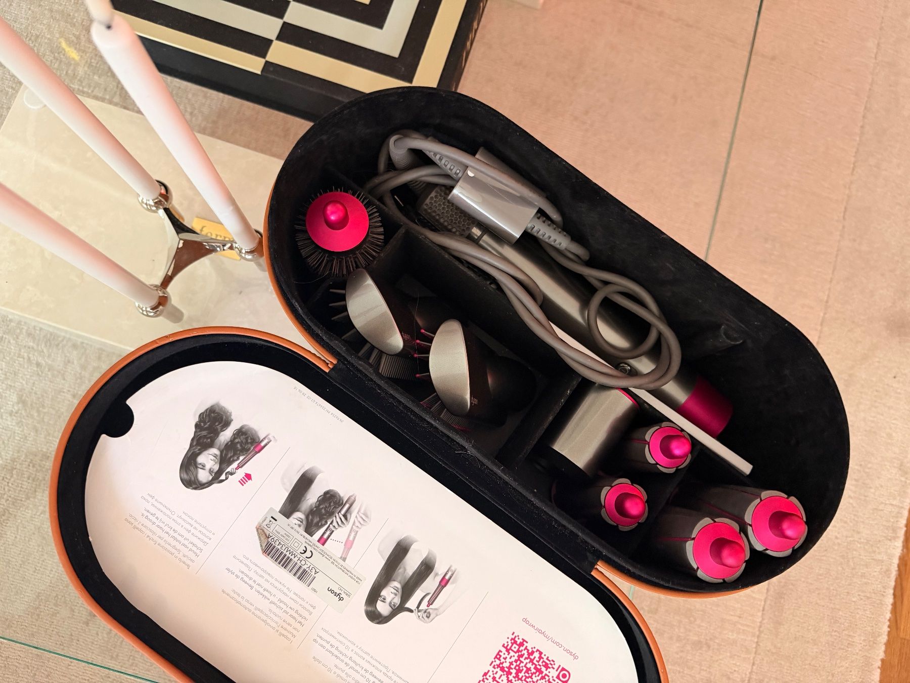 Asciugacapelli: Dyson Airwrap – Usato da Zug venduto da ang_9cl8 1