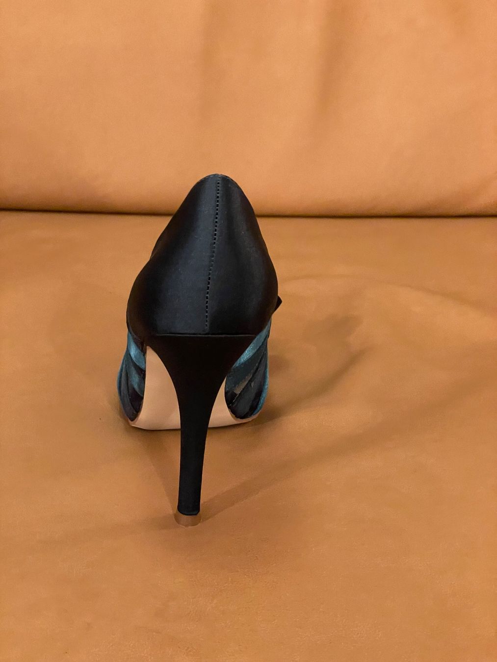 Scarpe da donna: Paula Soler high heels – Nuovo (secondo la descrizione) da Corcelles NE venduto da gingerbrain 2