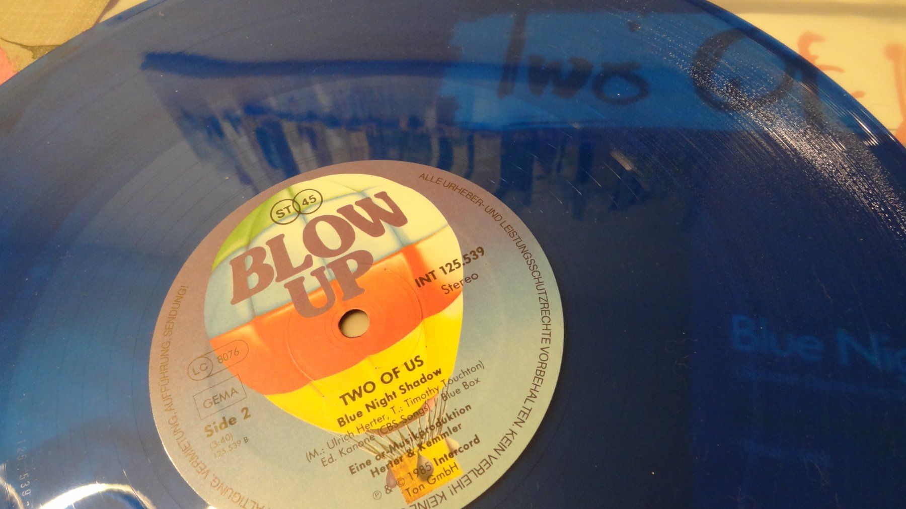 Schallplatten: Two of Us - Blue Night Shadow Special Dance Version – Gebraucht aus Olten von Disc-Ausverkauf 2