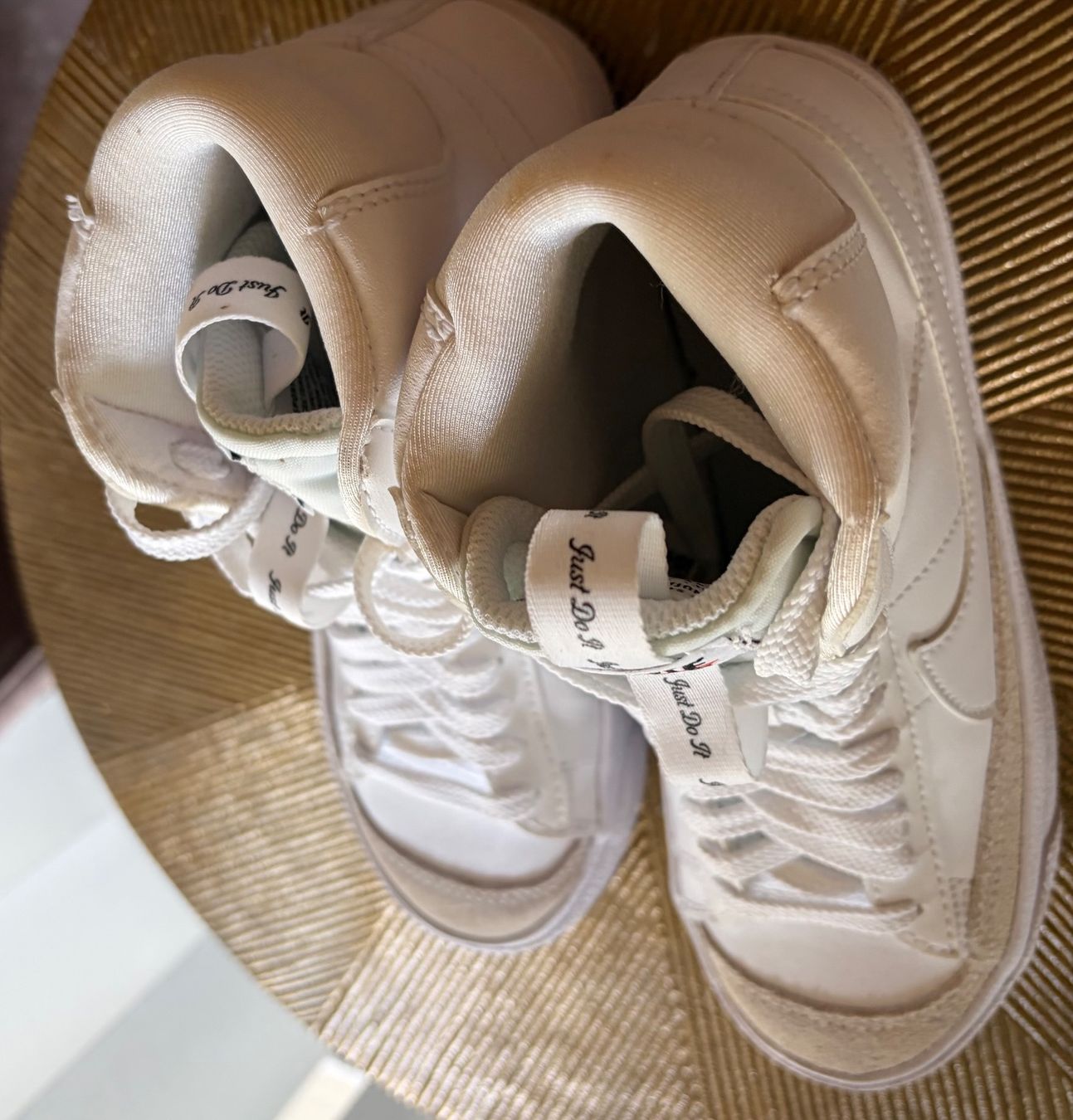 Nike Scarpe per ragazzi: Nike Blazer Mid weiss EUR 35.5 – Usato da Bichelsee venduto da saga74