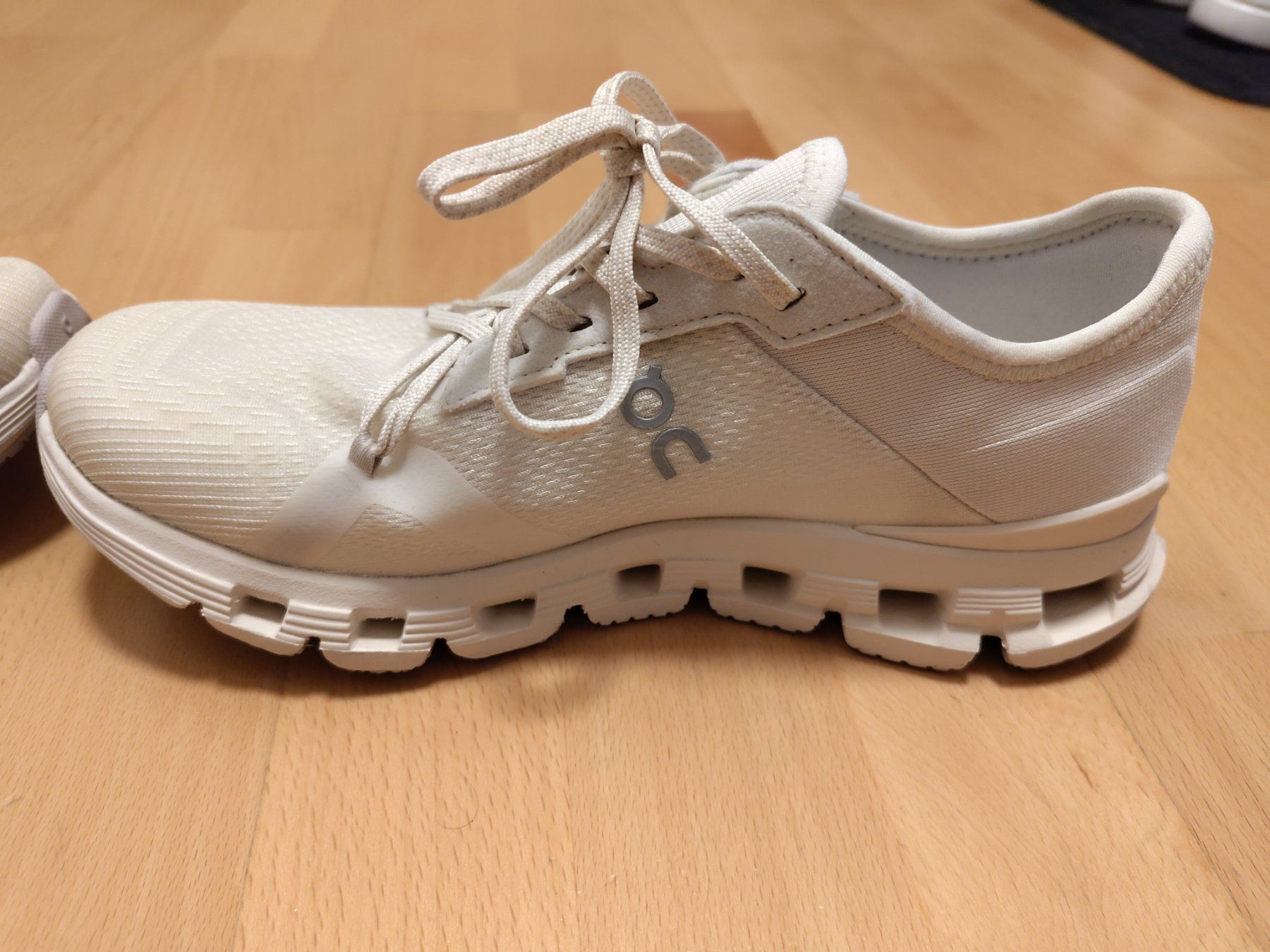 On Scarpe da donna: On Cloud X 4 AD / 38 – Nuovo (secondo la descrizione) da Zürich venduto da EmmaRama 4