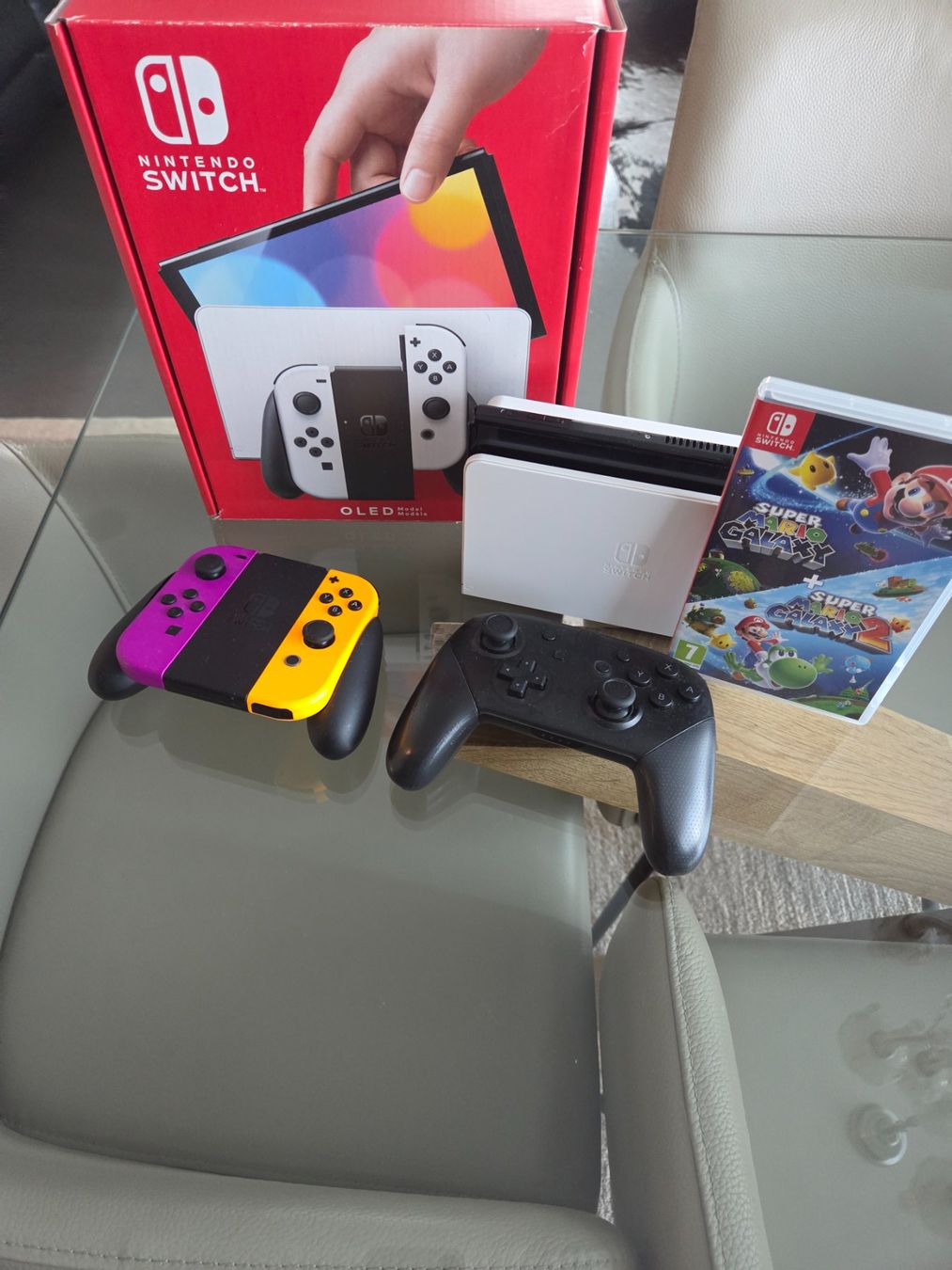 Nintendo Konsolen: Nintendo Switch OLED Super Mario Galaxy Bundle neuwertig – Gebraucht aus Luzern von schatz1990 2