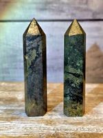 2 Pyrit Obelisken 10.5 cm ca. 250g