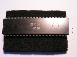 obsoleter PIA (Peripheral Interface Adapter)  6520