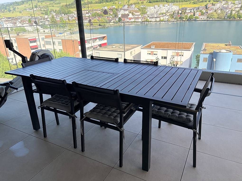 Tavoli: Garten Outdoor Tisch mit 6 Stühlen – Usato da Greppen venduto da gent_hys 2