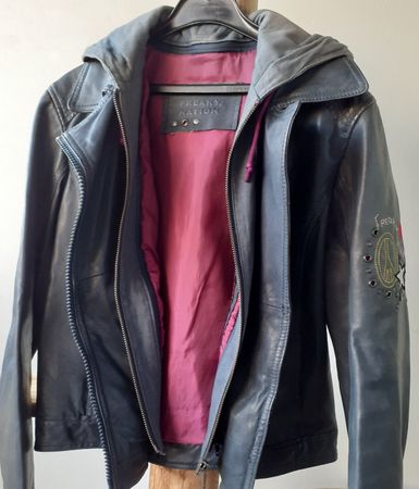 Freaky Nation Lederjacke mit Kapuze, S