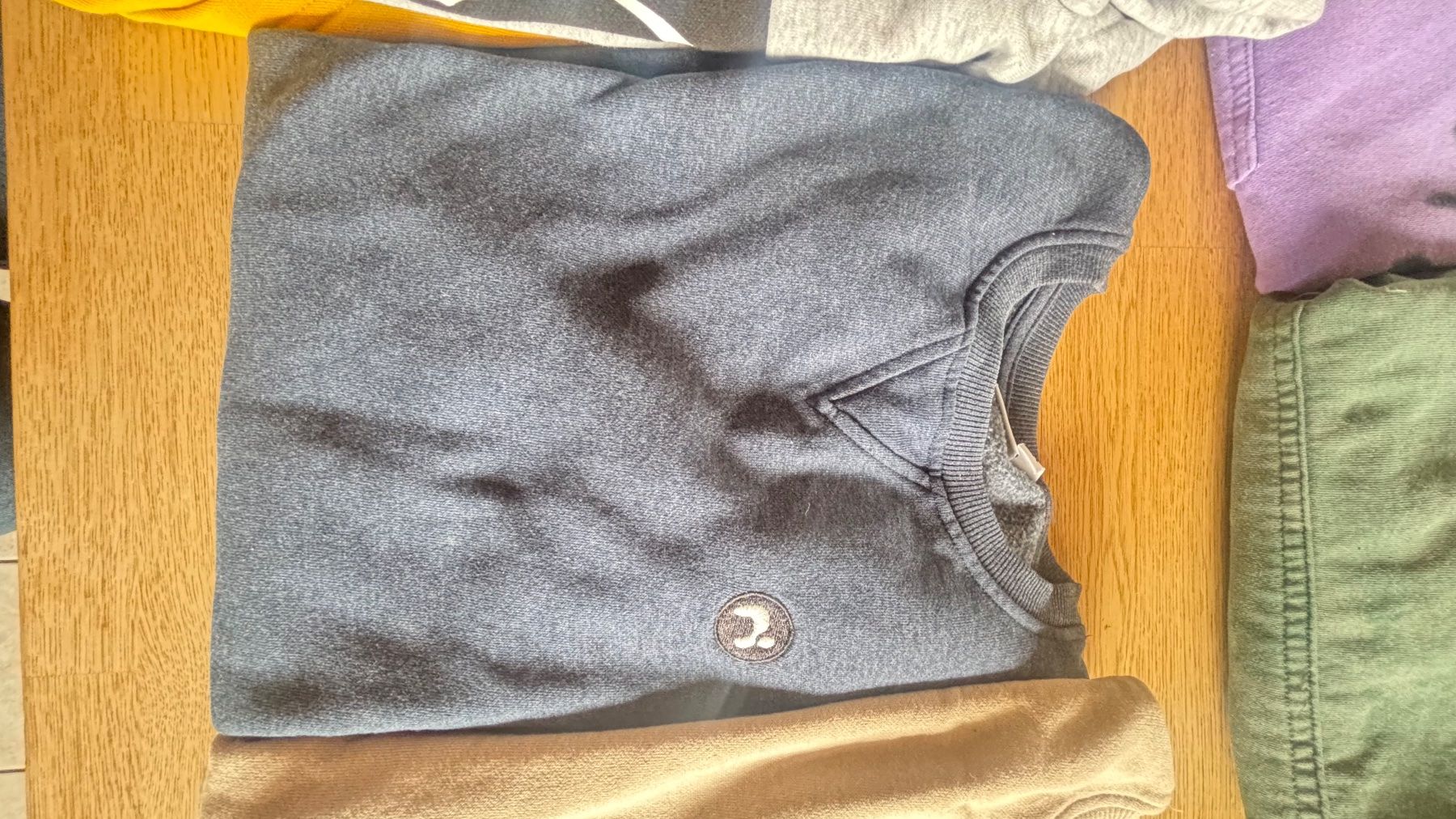 Lotti & Set di vestiti: 7 Coole Hoodies, Pullover Grösse 158/164 – Usato da Fisibach venduto da Fisisale 7
