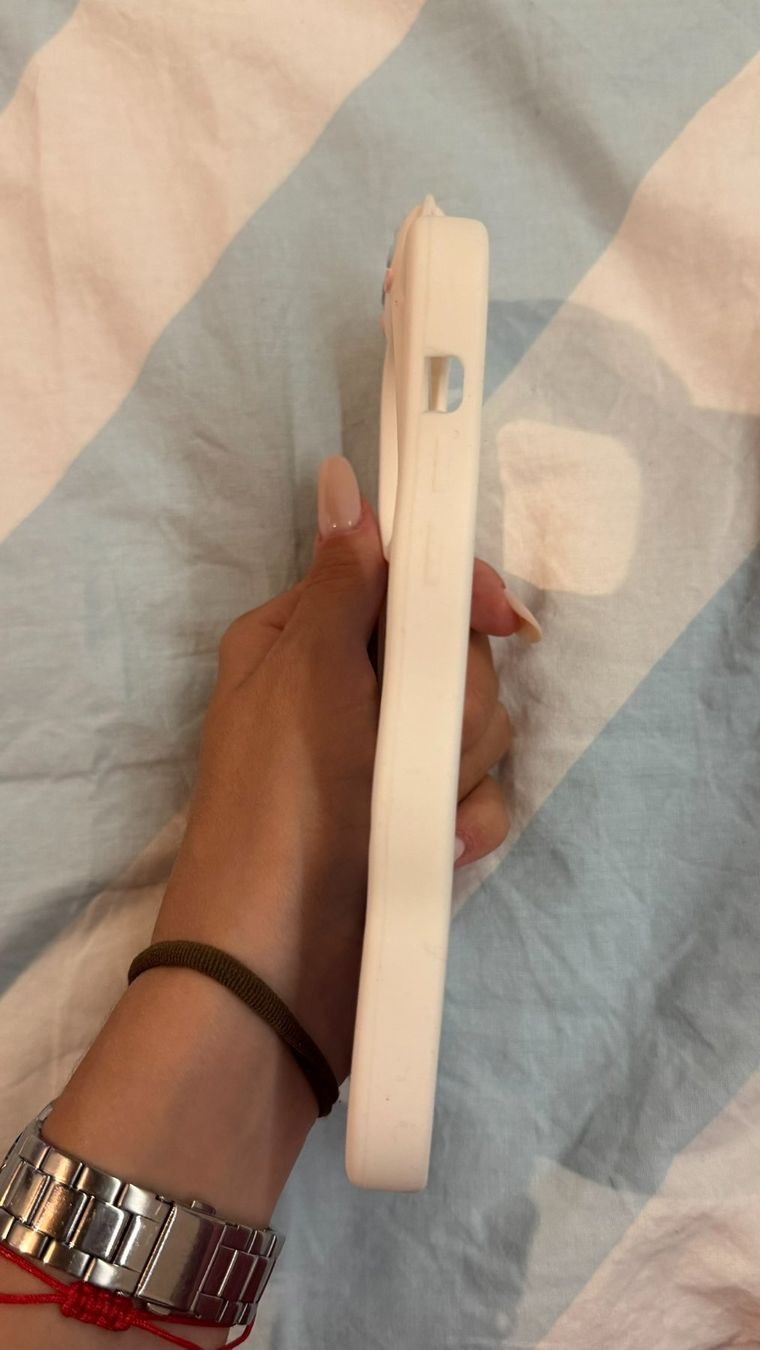 Cover & Protezioni schermo: Coque de téléphone (Iphone 14 Pro Max) – Usato da Randogne venduto da Joel_C 1