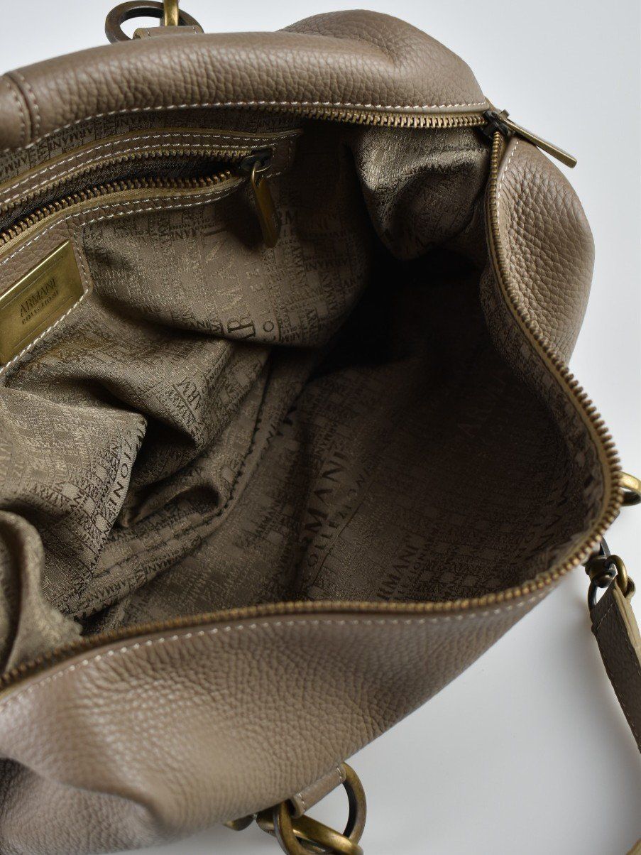 Armani Taschen für Damen: Armani Leder Umhängetasche, vintage – Gebraucht aus Nürensdorf von 2ND_STORY 9