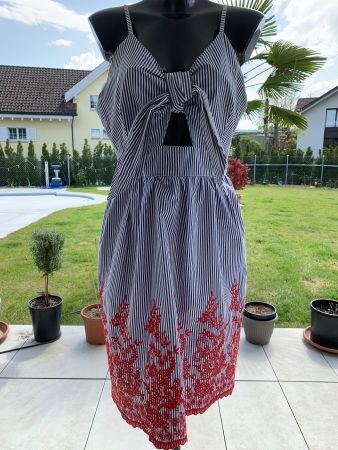 Sommer Kleid Marine Spaghettiträger Stickerei Italien Gr. 38
