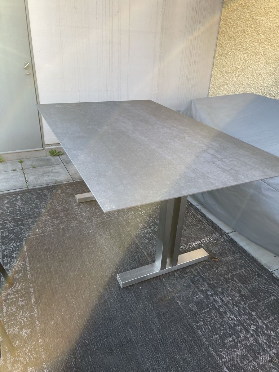 Set di tavolo e panche: Denova Gartenlounge mit Tisch, Sofa & 2 Stühlen – Usato da Zürich venduto da izzy_20 1
