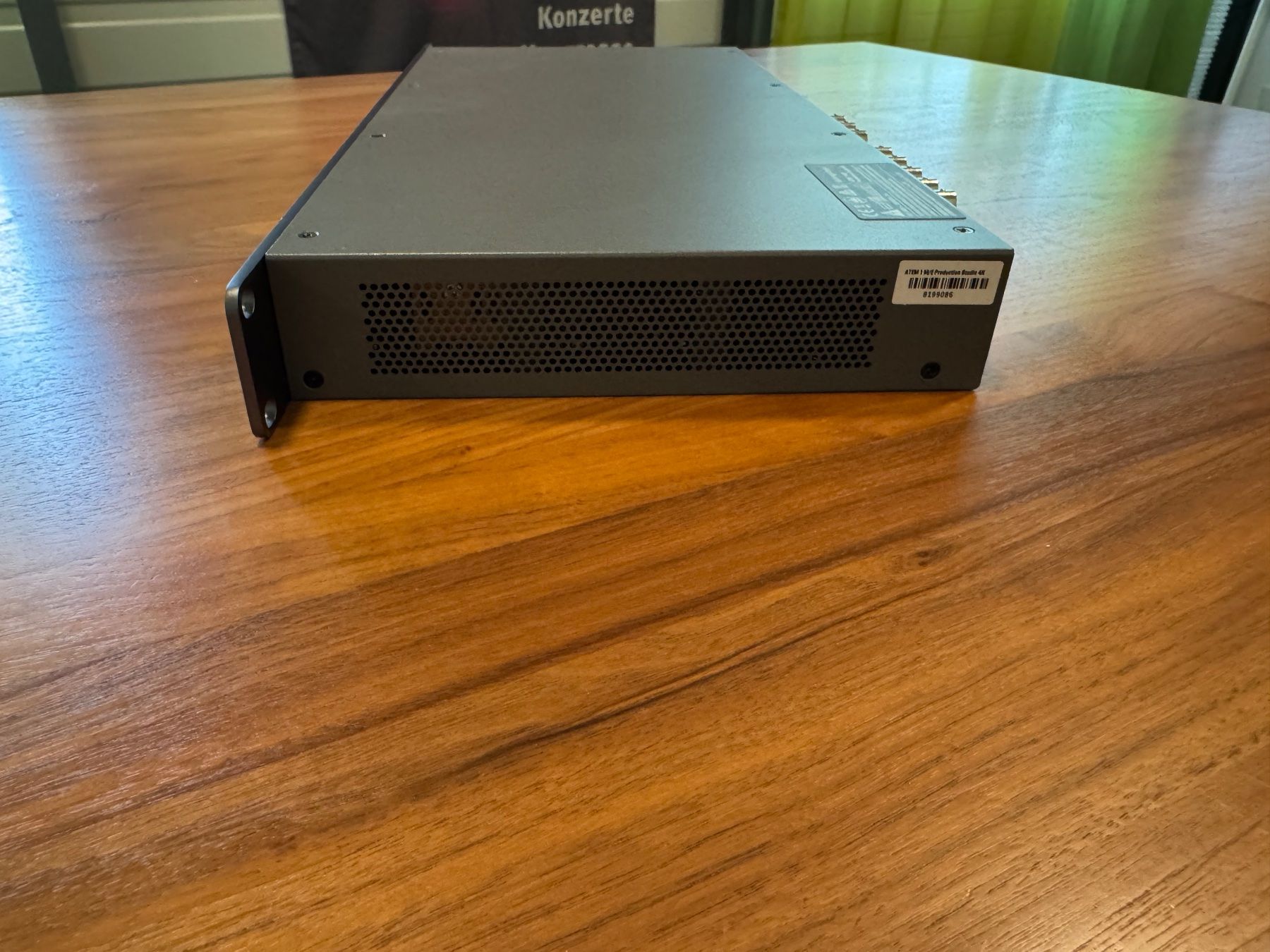 Blackmagic Mischpulte: Blackmagic ATEM 1 M/E Production Studio 4K gebraucht – Gebraucht aus Frauenfeld von ShowLight 2