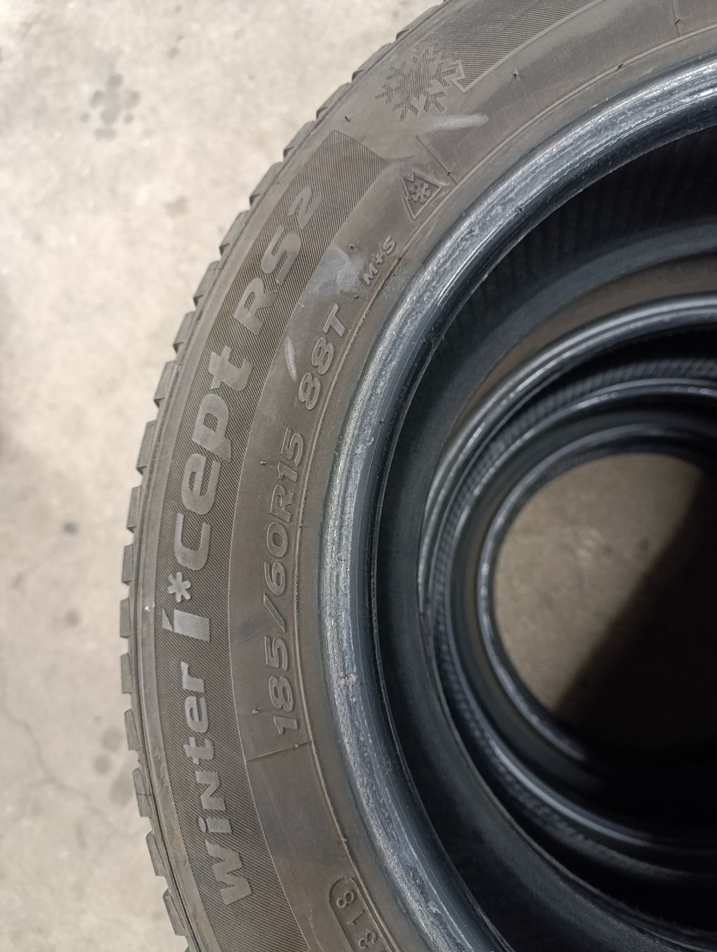 Hankook Pneumatici & Ruote complete: Winterreifen 185/60 R15 – Usato da Grub AR venduto da Sandroswerkstatt 1