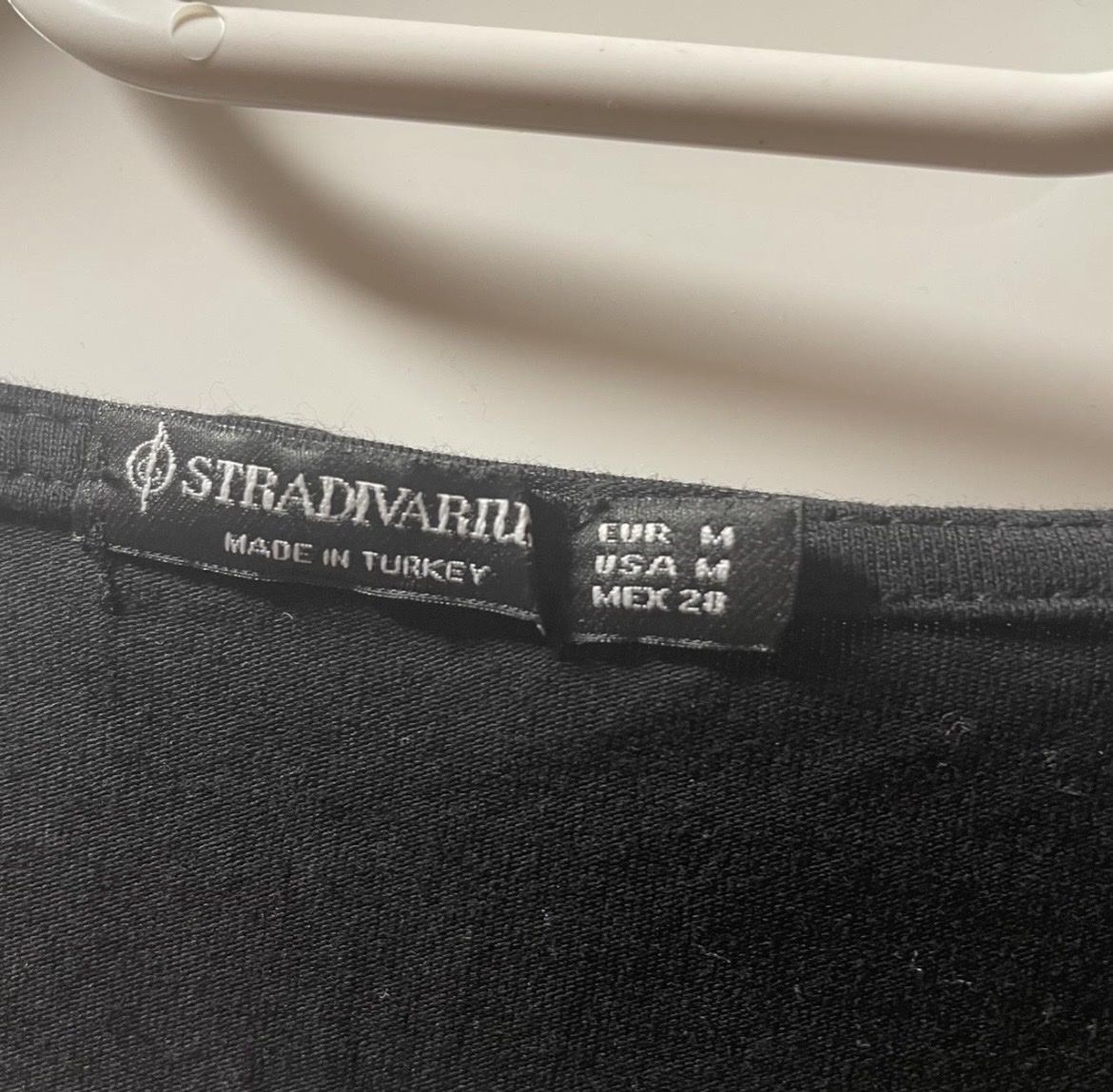 Stradivarius Tops: Black top – Neuf (Voir description) à Madiswil par ren_gqz9 2