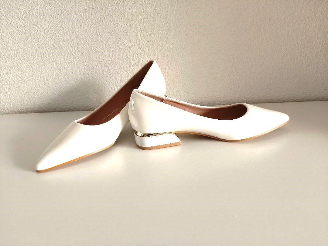 Scarpe da donna: NEUER Weisser Ballerina Grösse 39 – Nuovo (secondo la descrizione) da Dielsdorf venduto da SHOES_BY_SYLVI 5
