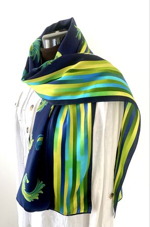 Christian Fischbacher Silk-Schal/Blumenmuster/Blau Grũn Gelb