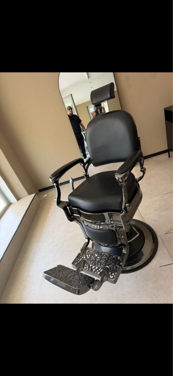 Sedie: Barberstuhl – Nuovo (secondo la descrizione) da Birsfelden venduto da Salvo09 2