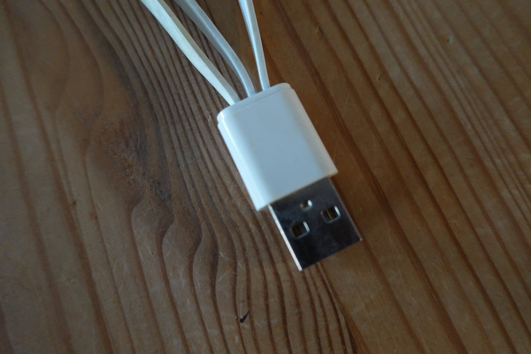Cavi: 3 in 1 Ladekabel für verschiedene Geräte USB – Usato da Jona venduto da JOberg_25 3
