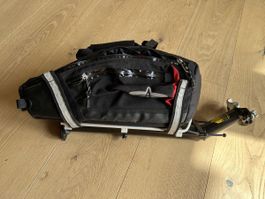 Sattelstützgepäckträger mit Satteltasche